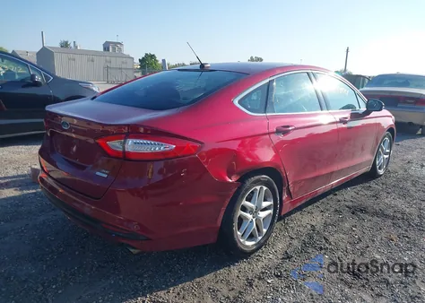 2014 Ford Fusion Se z USA, uszkodzony, nr VIN 3FA6P0HD6ER108469